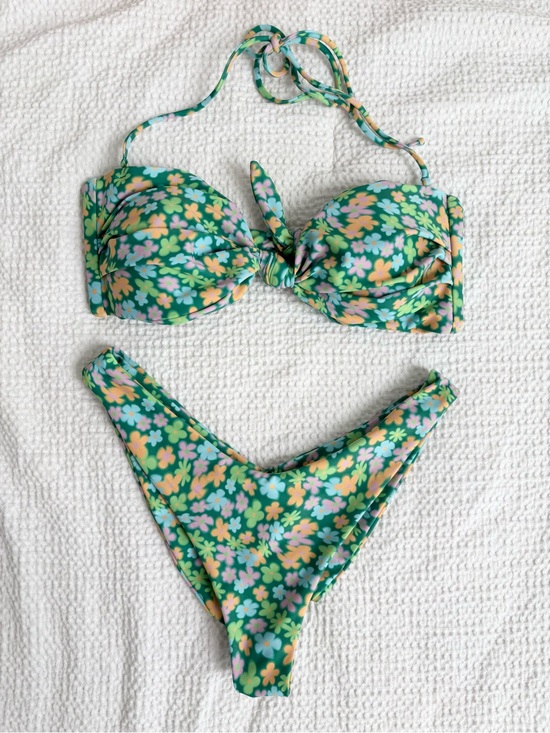 Skatie Other - Skatie Napali Bikini Set Lyndi Top Medium Parker Bottoms Large